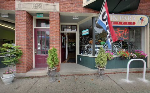 Bicycle Store «Cain Park Bicycle», reviews and photos, 1904 Lee Rd, Cleveland, OH 44118, USA