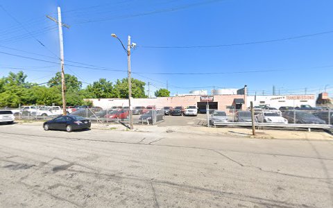 Car Dealer «Dealz Auto Trade», reviews and photos, 640 E 152nd St, Cleveland, OH 44110, USA