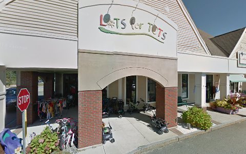 Used Clothing Store «Lots For Tots», reviews and photos, 240 US-1, Falmouth, ME 04105, USA