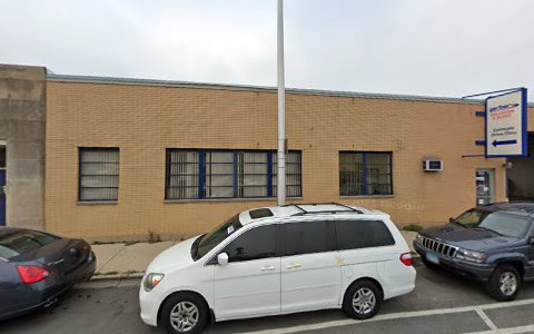 Auto Body Shop «Gerber Collision & Glass», reviews and photos, 4545 N Elston Ave, Chicago, IL 60630, USA