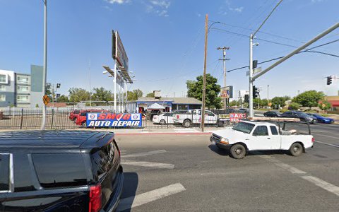 Used Car Dealer «Eddies Auto World», reviews and photos, 4889 N Blackstone Ave, Fresno, CA 93726, USA