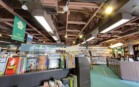 Book Store «Bay Books», reviews and photos, 1029 Orange Ave, Coronado, CA 92118, USA