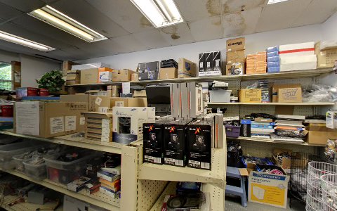 Computer Repair Service «Computer Surplus», reviews and photos, 16715 Cleveland St, Redmond, WA 98052, USA