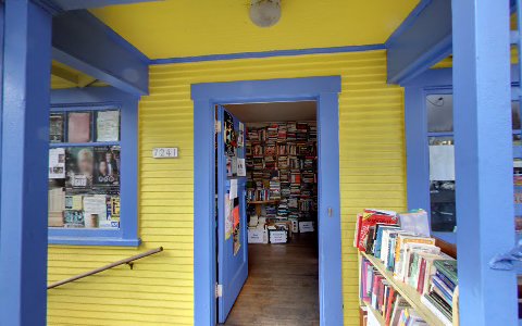 Book Store «Wallace Books», reviews and photos, 7241 SE Milwaukie Ave, Portland, OR 97202, USA