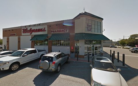 Drug Store «Walgreens», reviews and photos, 286 W Main St, Patchogue, NY 11772, USA