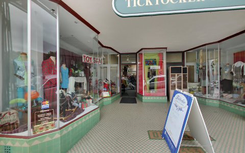 Thrift Store «Ticktocker Thrift Shop», reviews and photos, 353 W 6th St, San Pedro, CA 90731, USA