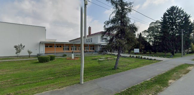 Osnovna škola "Fran Koncelak" Drnje - Škola