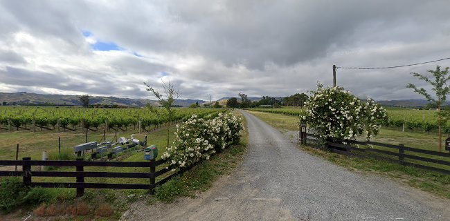Reviews of Montgomery's Vineyard Cottage in Blenheim - Caterer