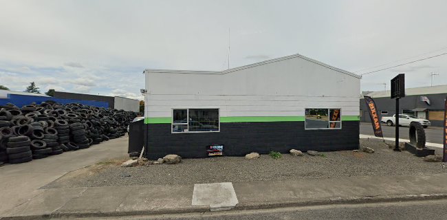 Comments and reviews of Cental Hawkes Bay Tyre Specialists