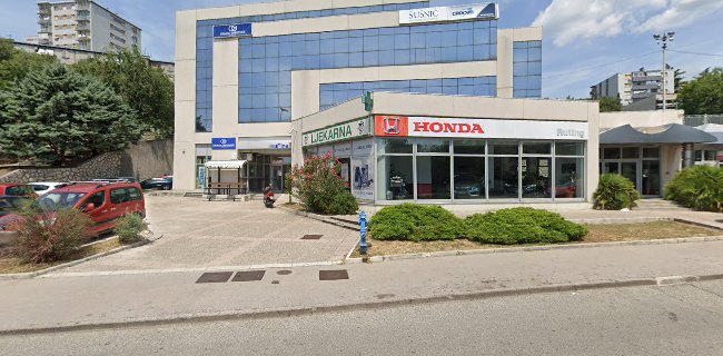 Ul. Franje Čandeka 44, 51000, Rijeka, Hrvatska