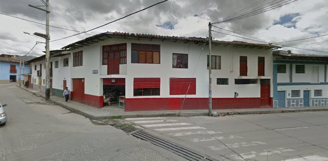 Opiniones de Brasero Chicken Bar en Cajamarca - Pub