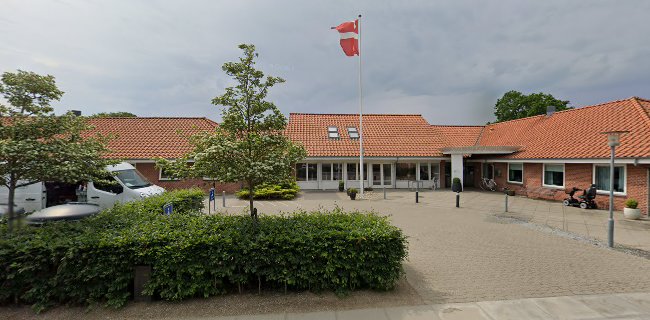 Anmeldelser af Tjæreborg Plejehjem i Esbjerg - Plejehjem