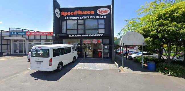 Speed Queen Self Serve Laundromat - Panmure - Auckland