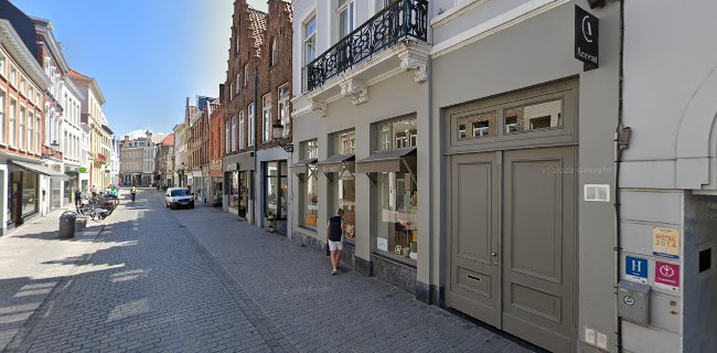 Accent Store Brugge - Kledingwinkel