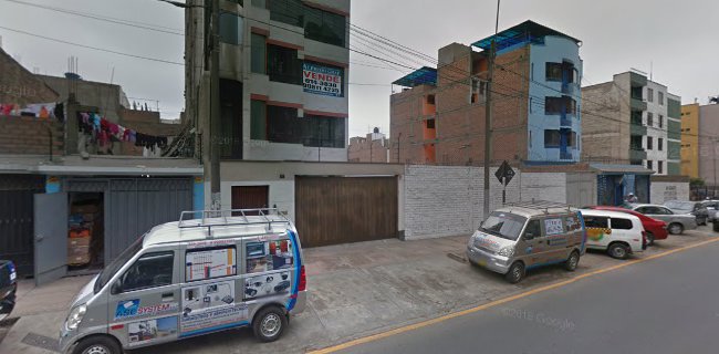 Urbanización, Av. Separadora Industrial N° 2826, La Molina 12458, Perú
