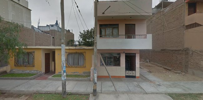 Vista Alegre, Calle Andrés Avelino Cáceres 408, Trujillo 13115, Perú