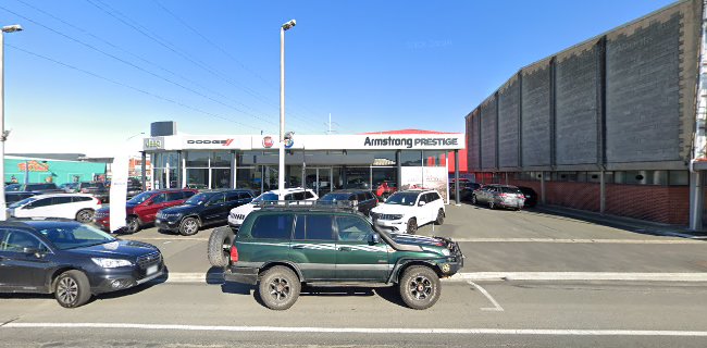 Comments and reviews of Armstrong's Dunedin - Volvo, Fiat & Alfa Romeo