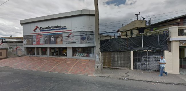 Av. Ilaló, Quito, Ecuador