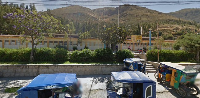 Hospital .lado Izquierdo, Salida de Caraz apenastermina termina el futuro, Perú