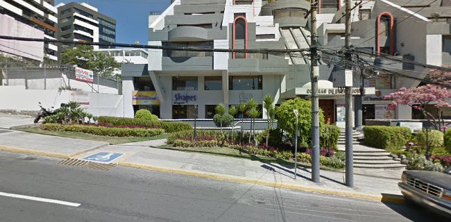 OdontologíA Restauradora Y EstéTica Dra. Ximena Mayorga - Quito