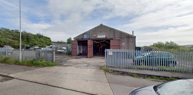 Wern Garage, Meadow St, Townhill, Swansea SA1 6RZ, United Kingdom