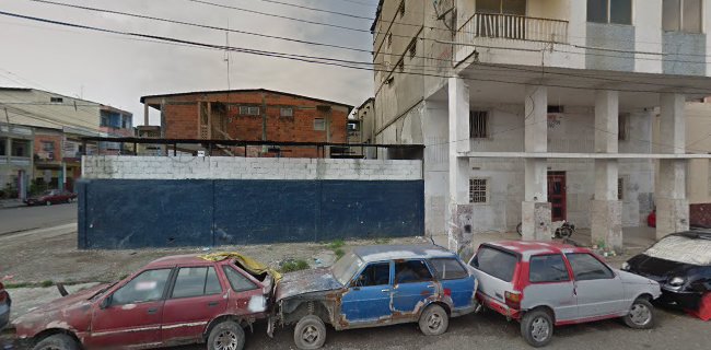COLEGIO FISCAL CLUB DE LEONES - Guayaquil