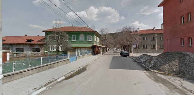 ул. „Македония“ 28, 2000 Център, Самоков, България