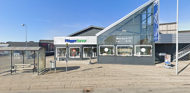 Anmeldelser af Flügger farver, v/Malermester Morten Hyllested i Aarhus - Farvehandel