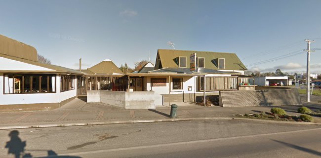 Reviews of Forest Lodge Hotel in Dunedin - Pub