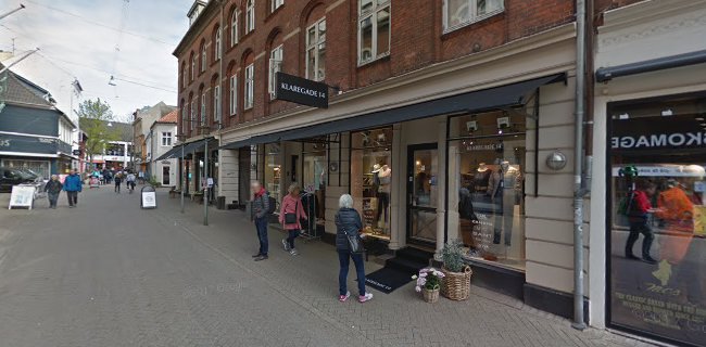 Anmeldelser af Klaregade 14 Women & Mens Wear i Odense - Tøjbutik