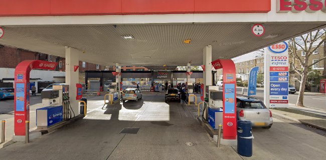 Esso - Gas station