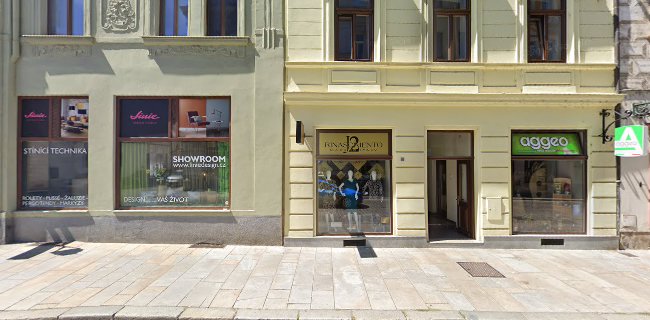 Recenze na J2 Rinascimento - dámské oblečení v Plzeň - Prodejna textilu a oděvů