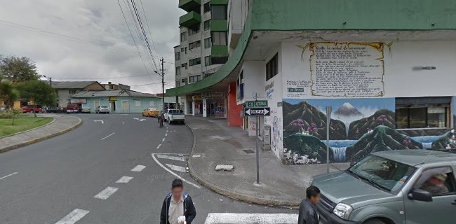Farmacias Santa Martha 287 - Quito
