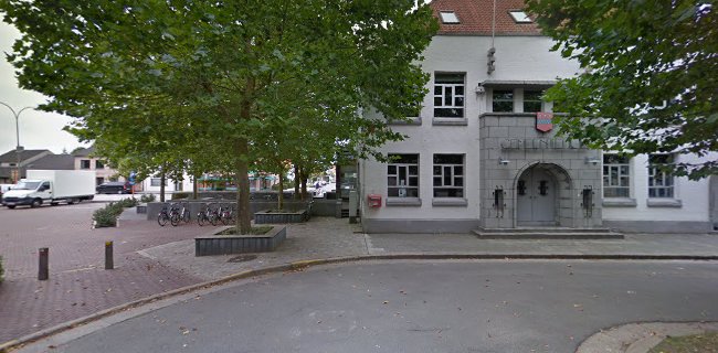 Beoordelingen van Openbare bibliotheek Zedelgem - Uitleenpost Loppem in Brugge - Bibliotheek