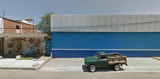 Av. 24 y calle 14, CC El Campanario, Manta, Ecuador