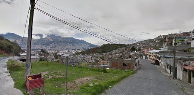 Cancha Deportiva - Quito