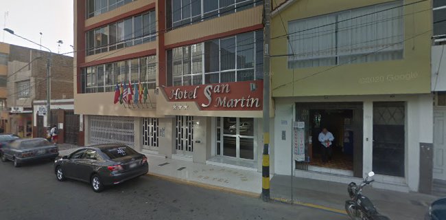 Av. San Martin 984, Tacna 23001, Perú