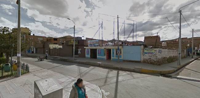 Titicaca 596, Puno 21001, Perú