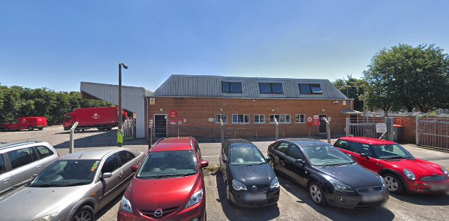 Reviews of Royal Mail Patchway Delivery Office in Bristol - Courier service