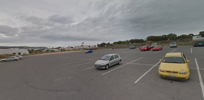 Σχόλια και κριτικές για το Parking lot close to Fira