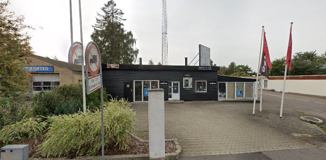 Holbæk Pejsecenter Pejse Og Brændeovne - Indkøbscenter