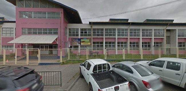 Opiniones de Liceo Politecnico de Castro en Castro - Escuela