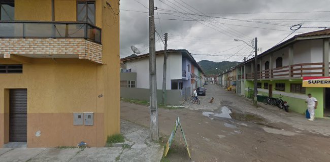 R. Santa Rita de Cássia, 303 - Bom Retiro, Matinhos - PR, 83260-000, Brasil
