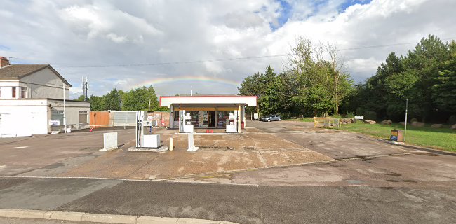 Reviews of Hilltop Garage in Leicester - Gas station