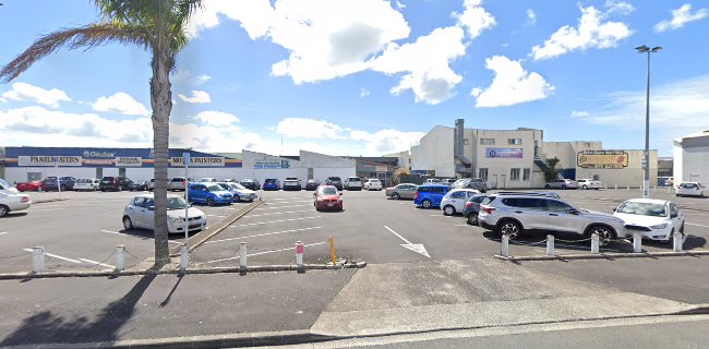 Reviews of 27 Charles Street Parking in Auckland - Parking garage