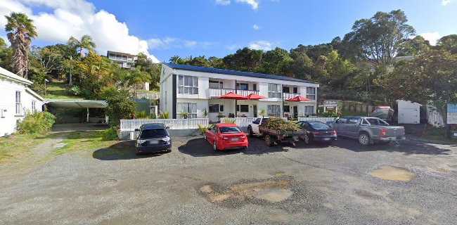 Reviews of Al-Louise Accommodation in Mangonui - Restaurant