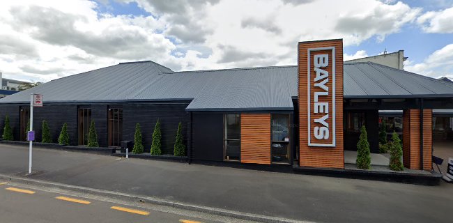 Reviews of Crystal Dickinson Bayleys Whanganui in Whanganui - Real estate agency