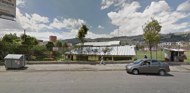 Escuela De Danza "Sisa Pacha" - Quito