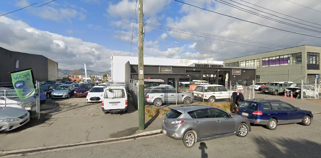 Canterbury Landrover Spares & Servicing - Auto repair shop