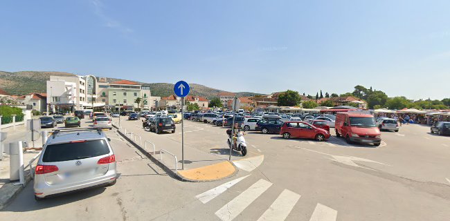 Ul. Kardinala Alojzija Stepinca 38 Parking